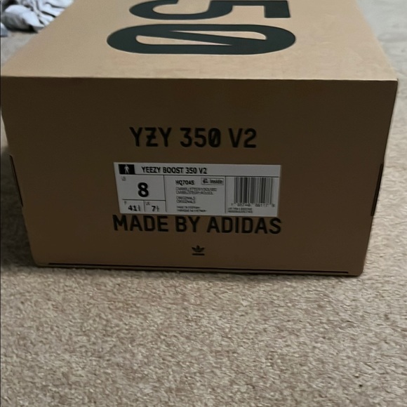 Yeezy Boost 350 Box - Picture 3 of 6